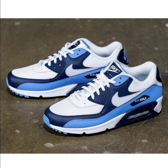 nike air max mens blue and white